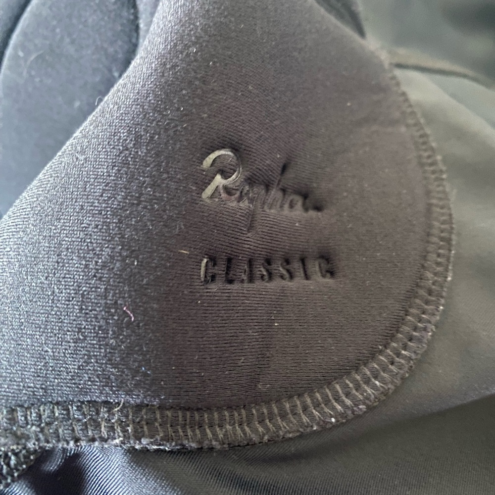 Two pairs of Rapha Core Cargo Cycling Shorts - Picture 6 of 6